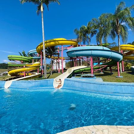 Flat Particular Adeias Das Aguas Park Resort Barra do Piraí Kültér fotó